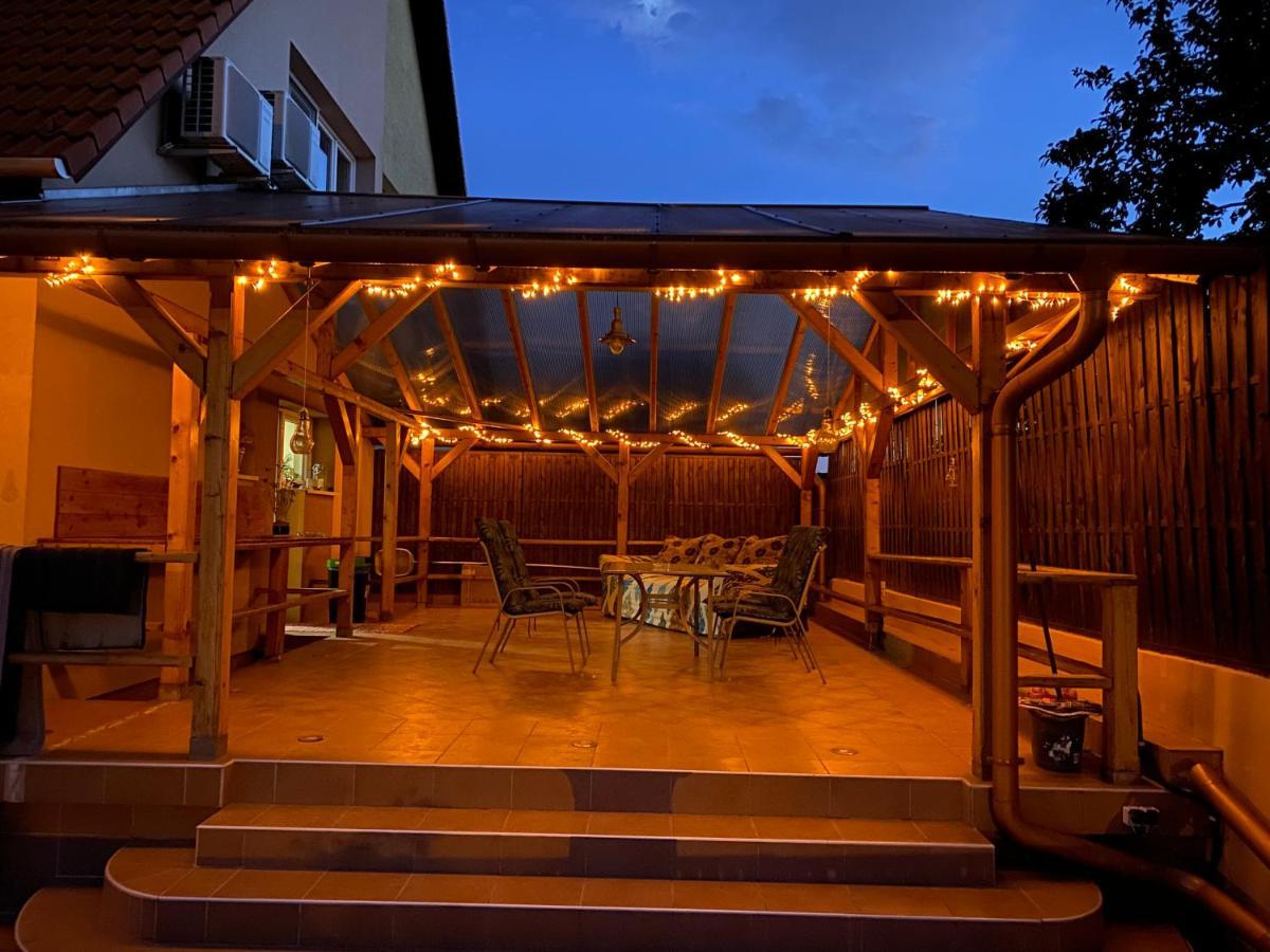 Garden Spa Resort Budapest Exteriör bild